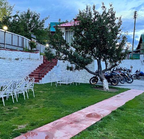 Hotel Rolling Rang Kalpa